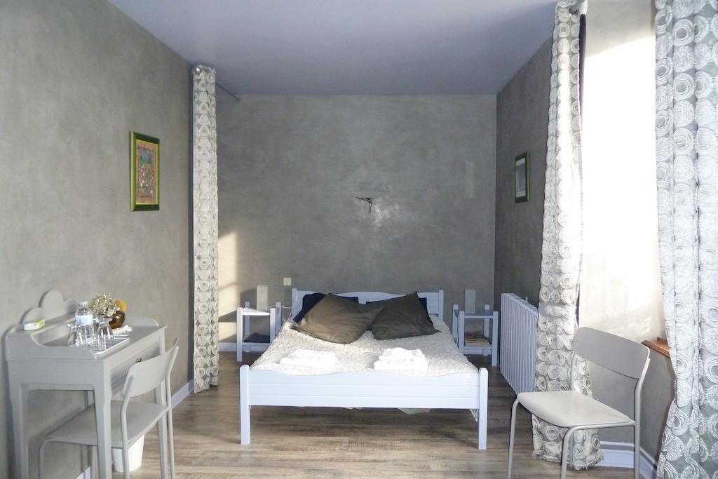 B&B L'Atelier Du Presbytere Saint-Maugan Номер фото